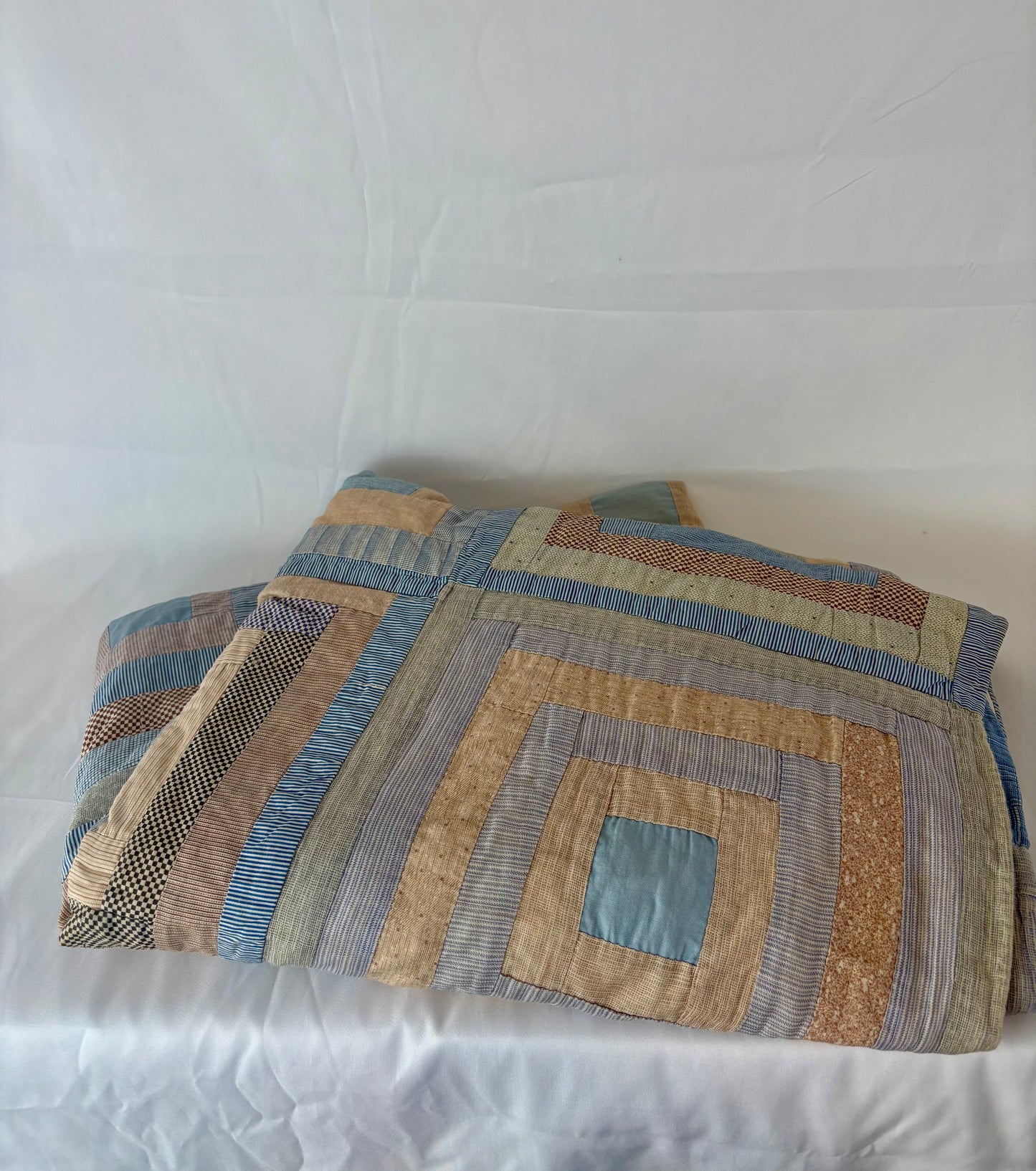 Vintage Summer Quilt Fr. 1900’s 53”x79”