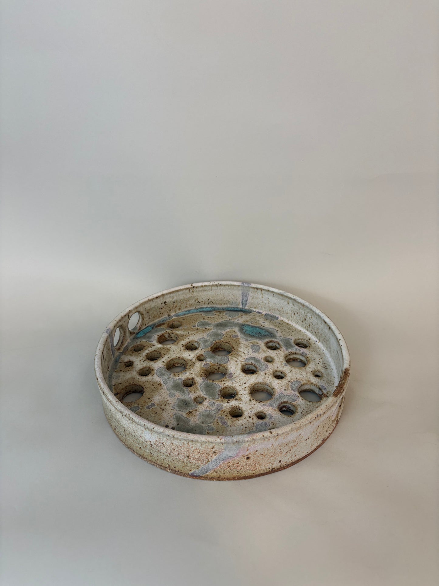 Sunja Park Shower Tray w/ Finger Holes