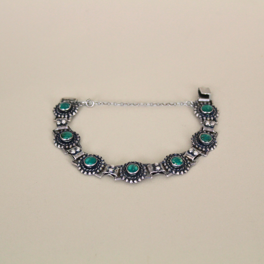 Vintage Taxco Sterling and Natural Green Cabachon Link Bracelet